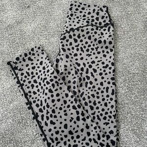 Balance Athletica Snow Leopard Midnight (Ascend)